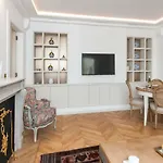 Luxury Montaigne apartment