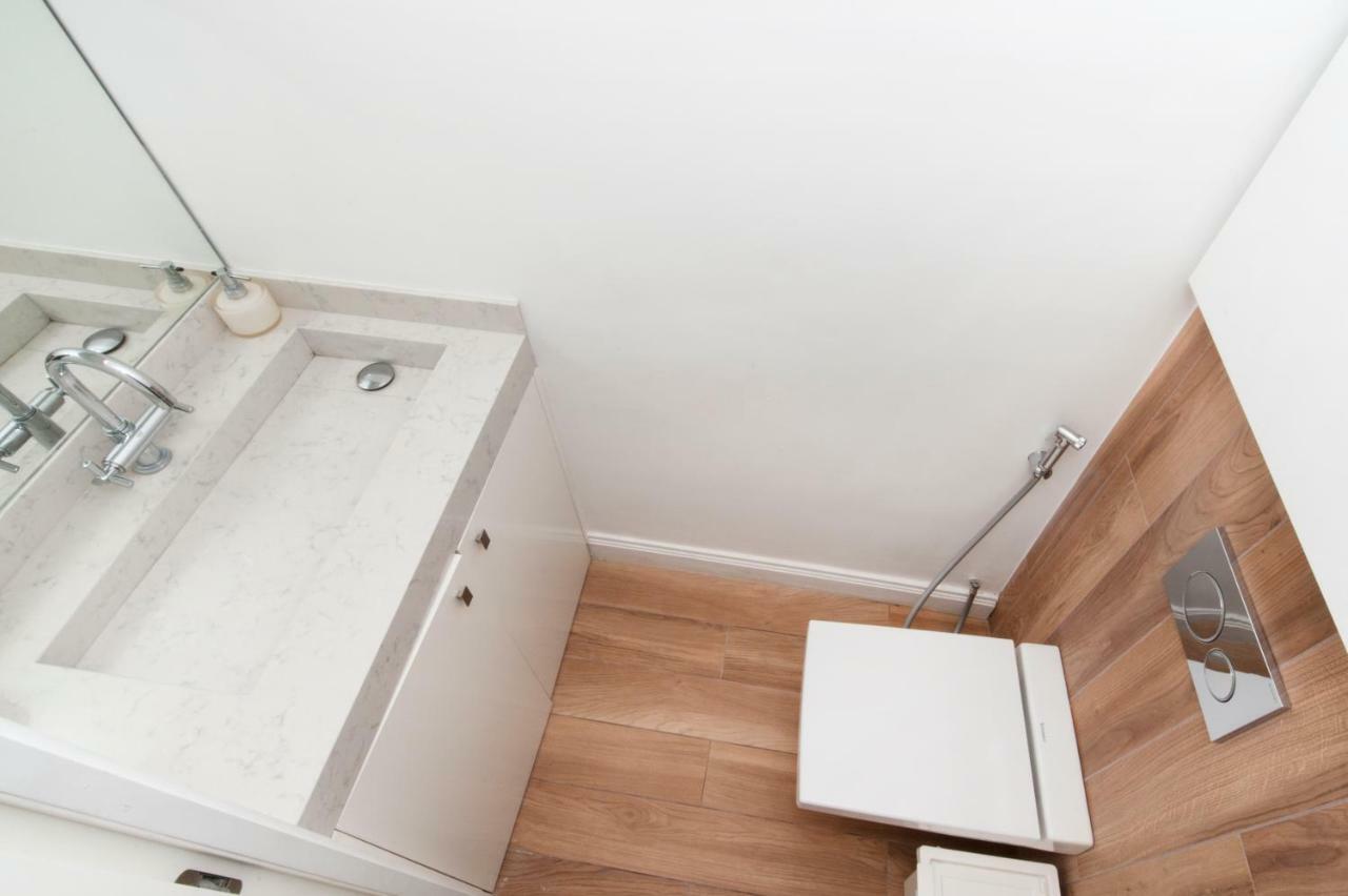 Luxury Montaigne Appartement Paris